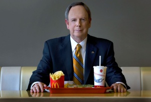 McDonald's CEO Jim Skinner poses at an eatery located in their Oak Brook headquarters, Wednesday, September 10, 2008. (Chicago Tribune photo by Alex Garcia).